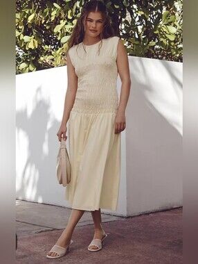 Mare Mare Anthropologie Sleeveless Smocked Midi-dress. Size: 2X.